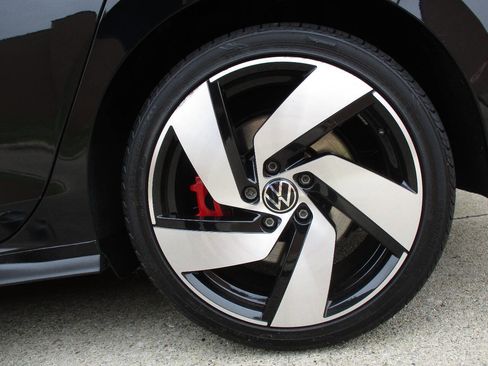 Used 2023 Volkswagen GTI S image 42