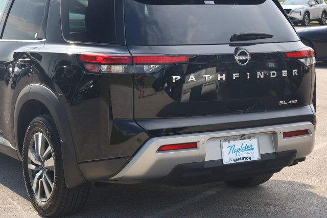 Used 2024 Nissan Pathfinder SL AWD/4WD image 8