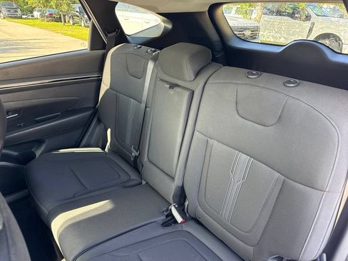 Used 2023 Hyundai Tucson SEL FWD image 11