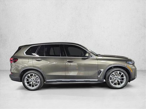 Used 2026 BMW X5 sDrive40i RWD image 4