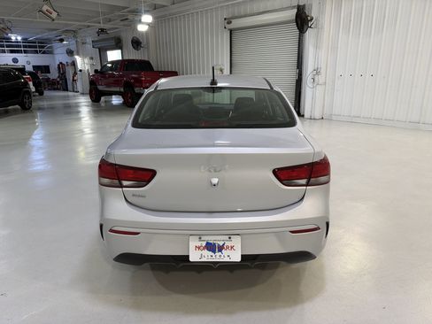 Used 2023 Kia Rio S w/ Technology Package image 4