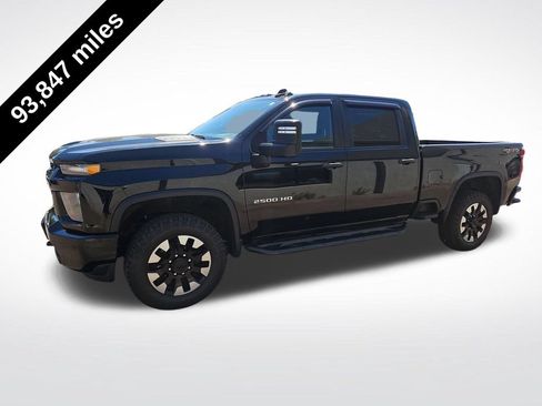 Used 2020 Chevrolet Silverado 2500 Custom w/ Custom Value Package AWD/4WD image 3