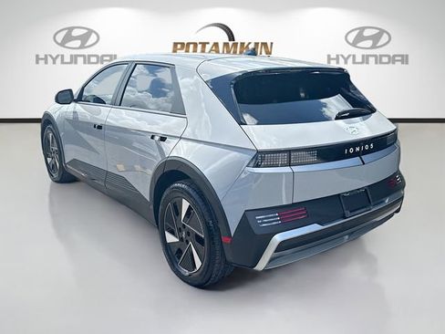 Certified 2026 Hyundai Ioniq 5 SEL RWD image 7