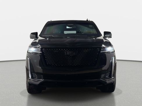 Used 2024 Cadillac Escalade ESV Luxury image 8