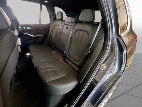 Used 2019 BMW X5 xDrive40i w/ Premium Package 2 AWD/4WD image 38