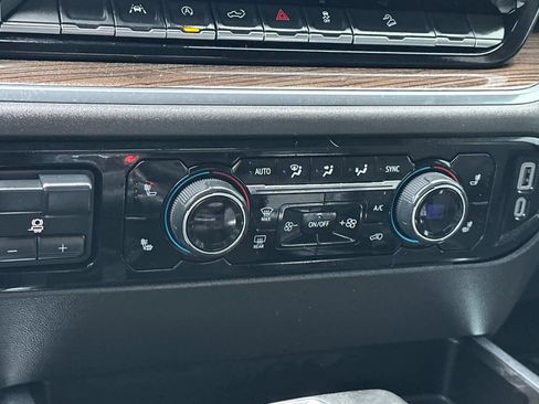 Used 2024 Chevrolet Silverado 1500 LT Trail Boss w/ Convenience Package II image 23