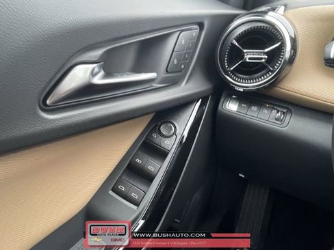 New 2026 Chevrolet Equinox ACTIV w/ Convenience Package III image 18