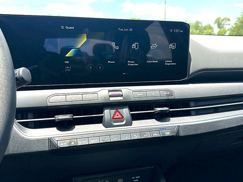 Used 2025 Kia K4 FWD image 31