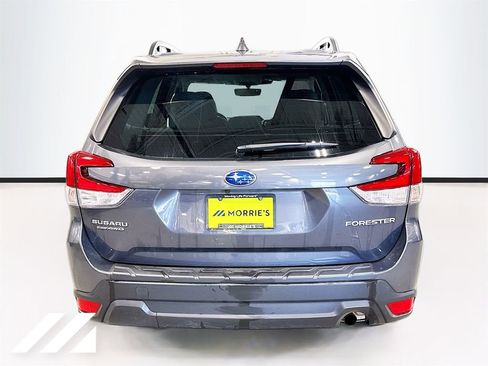 Used 2023 Subaru Forester Premium AWD/4WD image 6