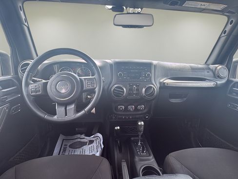 Used 2016 Jeep Wrangler Unlimited Sport w/ Quick Order Package 24S AWD/4WD image 14