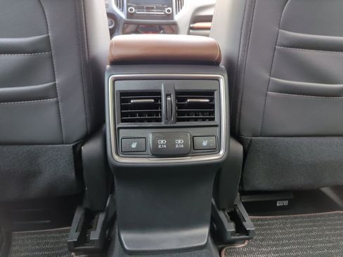 Used 2023 Subaru Forester Touring AWD/4WD image 35