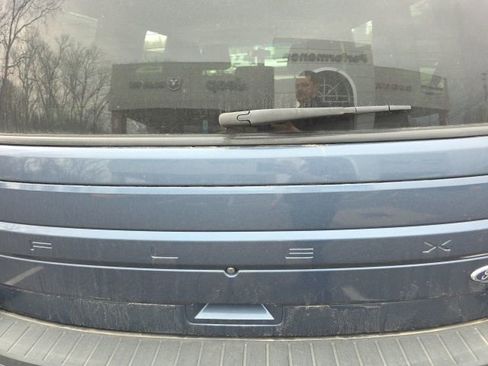 Used 2019 Ford Flex SE image 9