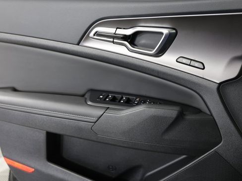 Certified 2026 Kia Sportage SX image 25