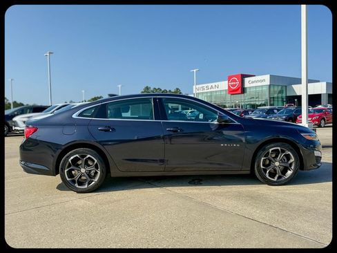 Used 2023 Chevrolet Malibu LT FWD image 9