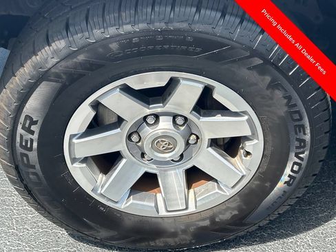 Used 2016 Toyota 4Runner Trail AWD/4WD image 26