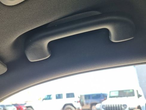 Used 2023 Jeep Grand Cherokee L Laredo AWD/4WD image 54