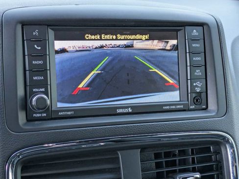 Certified 2017 Dodge Grand Caravan GT image 25