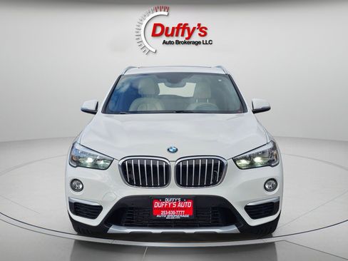 Used 2017 BMW X1 sDrive28i image 11