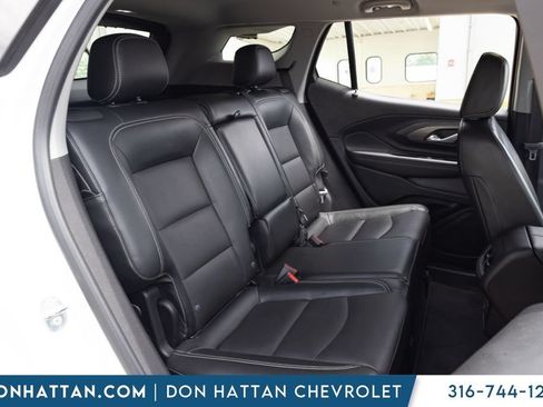 Used 2023 GMC Terrain SLT FWD image 18