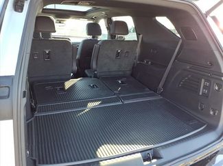 New 2026 Chevrolet Traverse High Country w/ LPO, Floor Liner Package AWD/4WD video 4