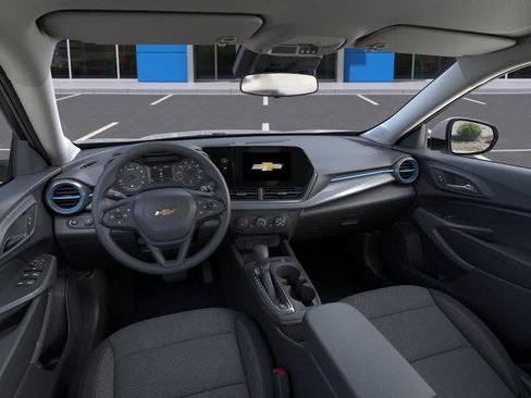 New 2026 Chevrolet Trax LS FWD image 15