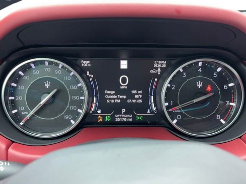 Used 2021 Maserati Levante S GranSport AWD/4WD image 21