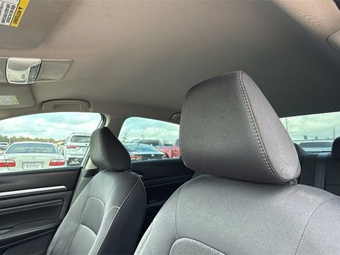 Used 2021 Nissan Altima 2.5 SV image 15