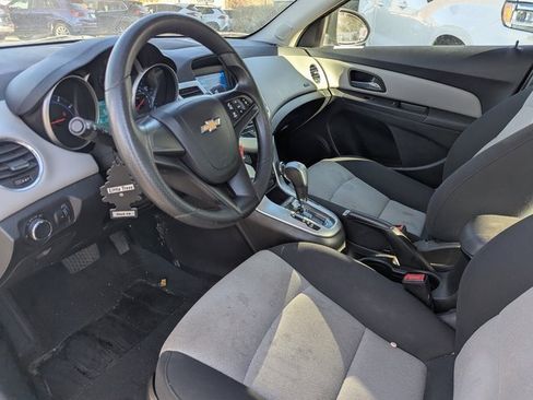 Used 2016 Chevrolet Cruze LS image 21