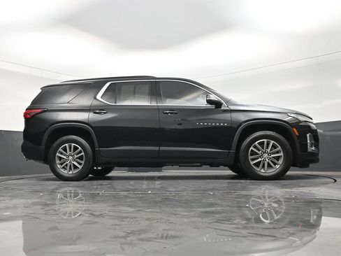 Used 2023 Chevrolet Traverse LT FWD image 25