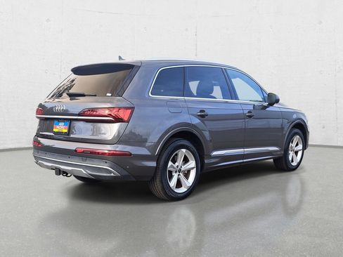 Used 2022 Audi Q7 2.0T Premium Plus w/ Premium Plus Package AWD/4WD image 5
