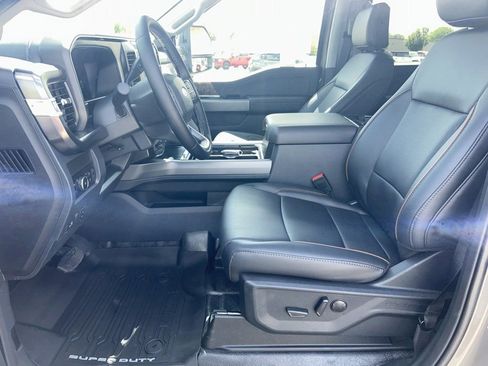 New 2026 Ford F250 Lariat w/ FX4 Off-Road Package image 11