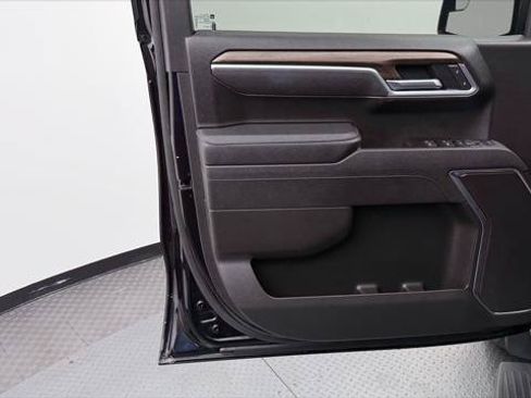 Used 2025 Chevrolet Silverado 1500 RST RWD image 16