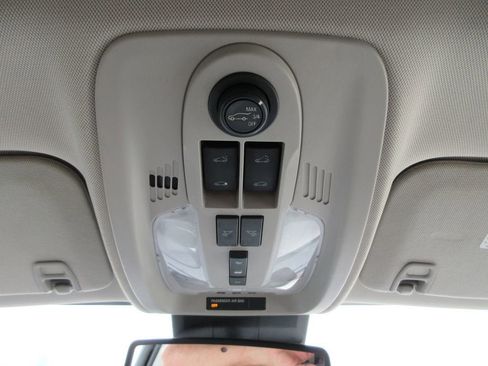 Certified 2013 Chevrolet Equinox LT w/ Power Convenience Package image 32