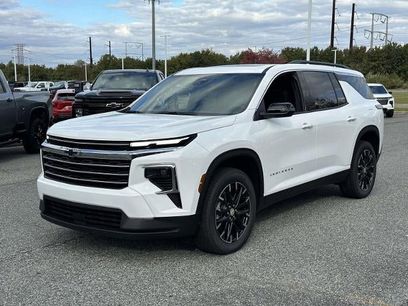 New 2026 Chevrolet Traverse LT w/ Sun and Wheel Package