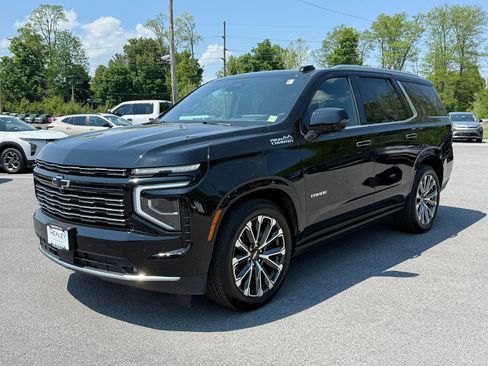 Certified 2026 Chevrolet Tahoe High Country AWD/4WD image 3