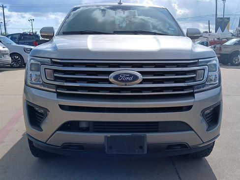 Used 2021 Ford Expedition XLT AWD/4WD image 3