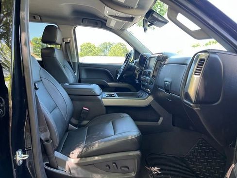 Used 2018 Chevrolet Silverado 1500 LTZ Z71 w/ LTZ Plus Package AWD/4WD image 23