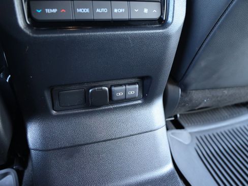 Used 2025 Toyota Land Cruiser image 49