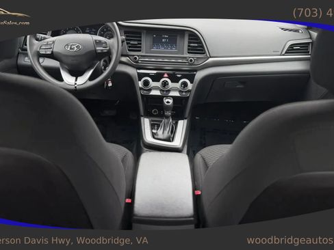 Used 2019 Hyundai Elantra SE w/ Cargo Package FWD image 19