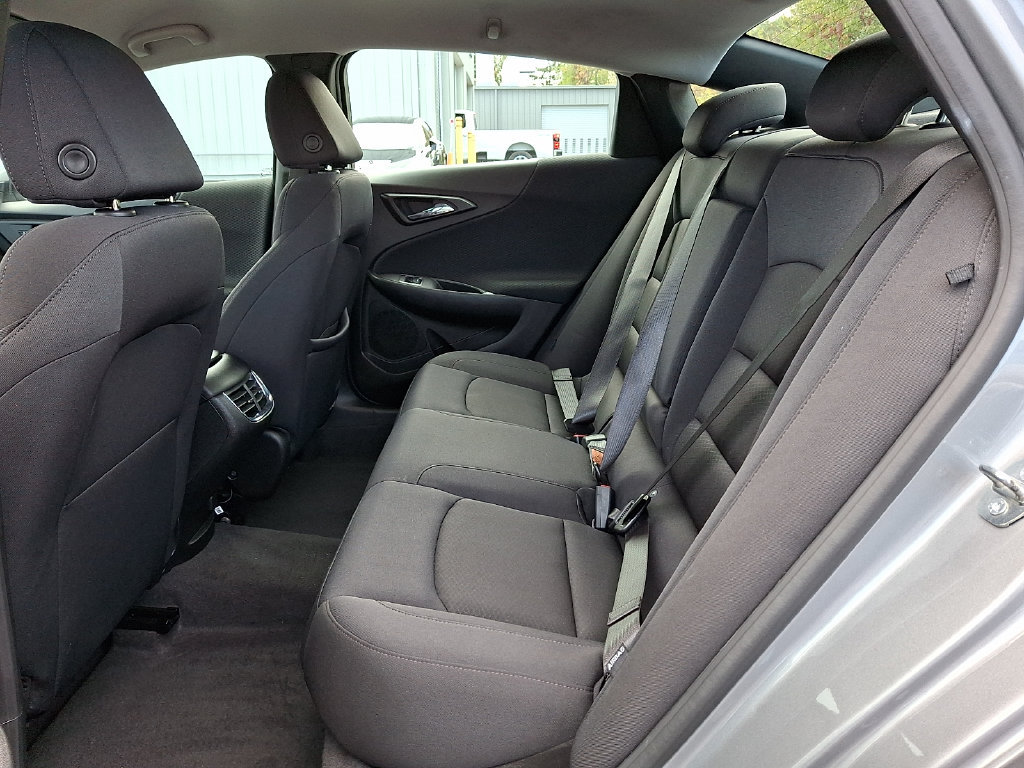 Used 2023 Chevrolet Malibu LT FWD image 10
