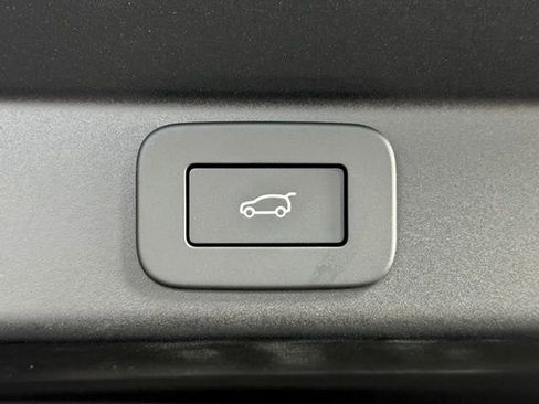 New 2026 Land Rover Range Rover Sport Dynamic SE AWD/4WD image 19