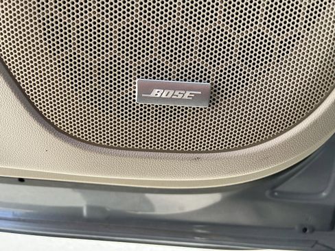 Used 2023 GMC Acadia Denali w/ Denali Ultimate Package image 19