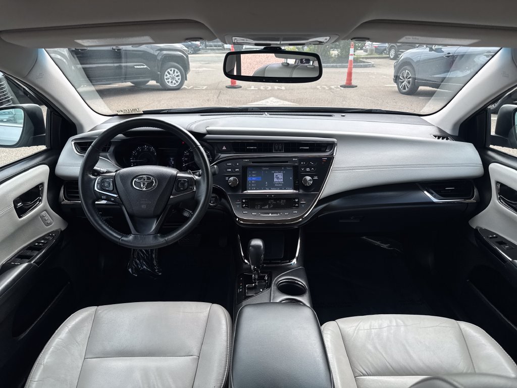 Used 2016 Toyota Avalon XLE Premium FWD image 10