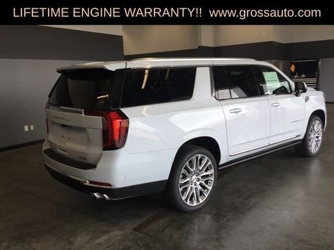 New 2026 GMC Yukon XL Denali w/ Denali Reserve Package AWD/4WD image 8