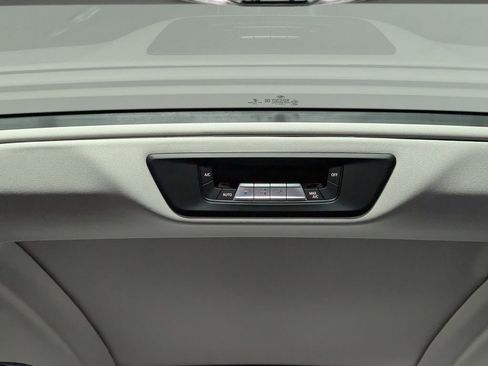 Used 2020 BMW X7 xDrive40i w/ Premium Package image 43