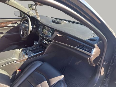 Used 2018 Cadillac CT6 Platinum image 14