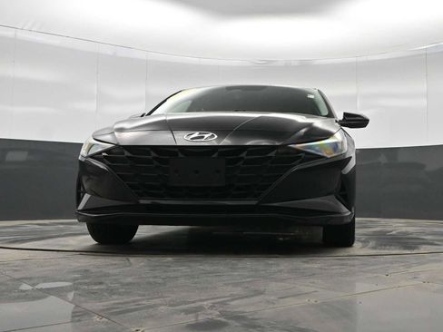 Used 2023 Hyundai Elantra SEL image 22