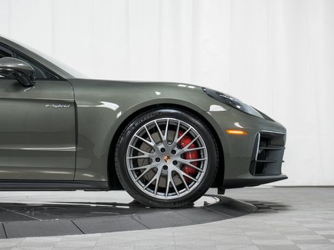 New 2026 Porsche Panamera 4S image 11