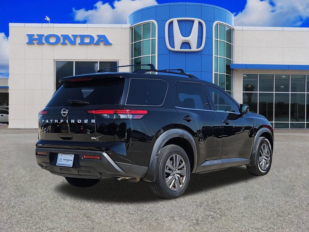 Used 2022 Nissan Pathfinder SV FWD image 3