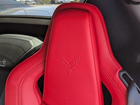 Used 2024 Chevrolet Corvette Stingray Convertible RWD image 18